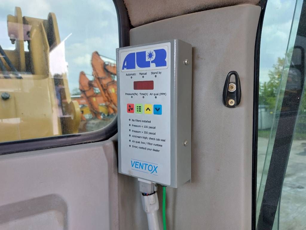 CAT 352FLXE MHD (17m demolition)