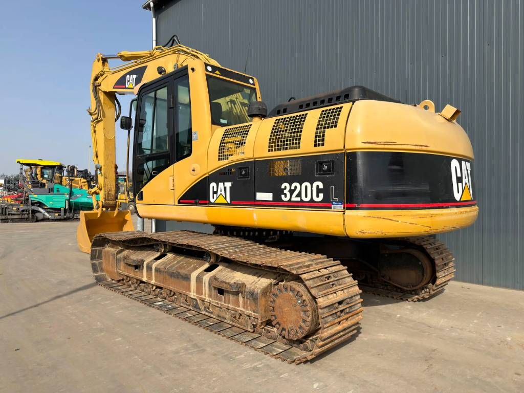 CAT 320C L