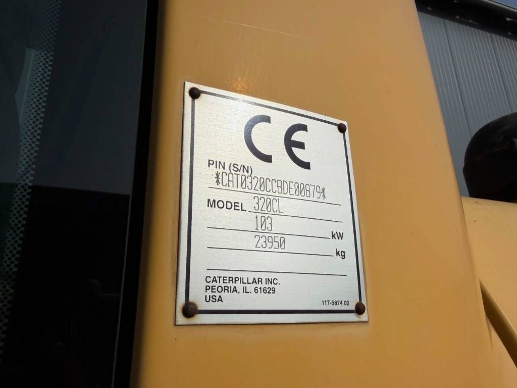 CAT 320C L