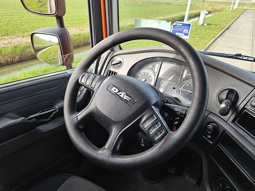 DAF XF 440 6x2 ftp manual