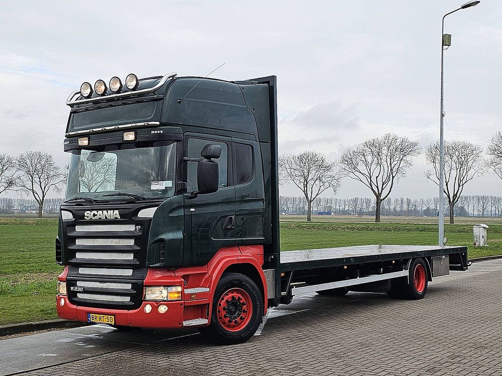 SCANIA R230