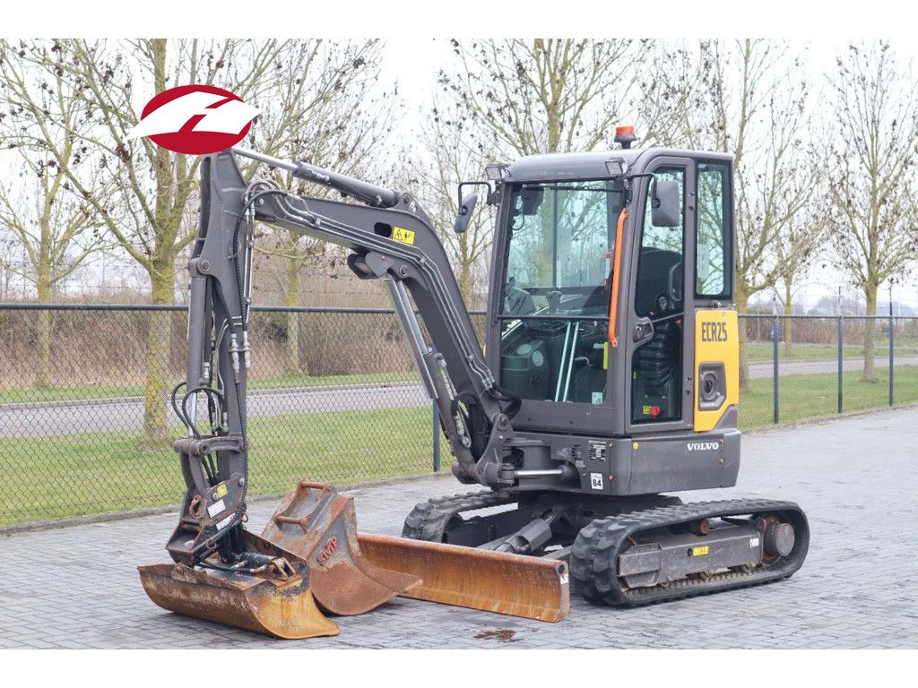 Volvo ECR25 ELECTRIC | JECR25D | TILTBUCKET | BUCKET | LOW HOURS