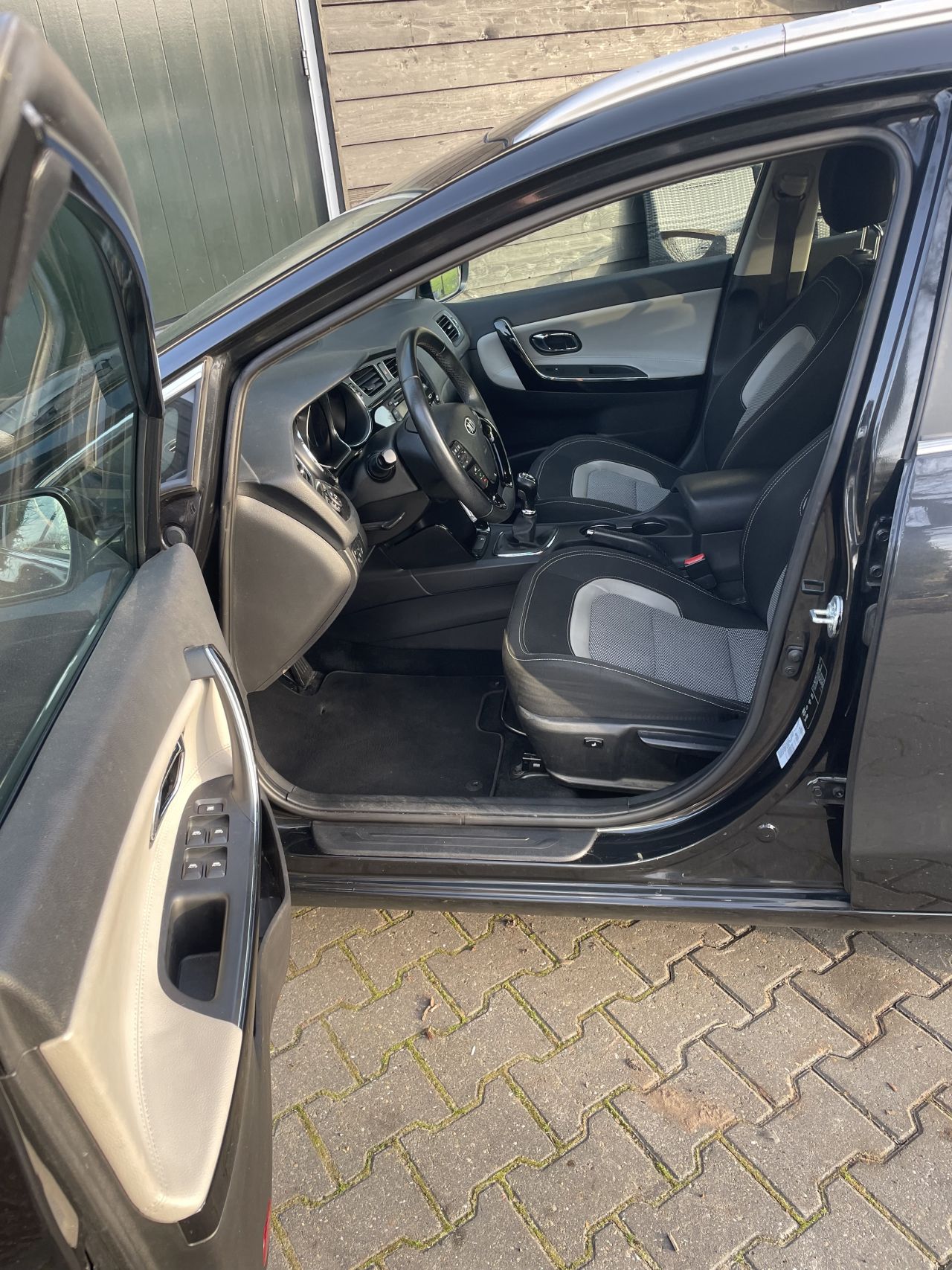 Te koop: Kia Cee d Bouwjaar 2015, benzine, 135 PK