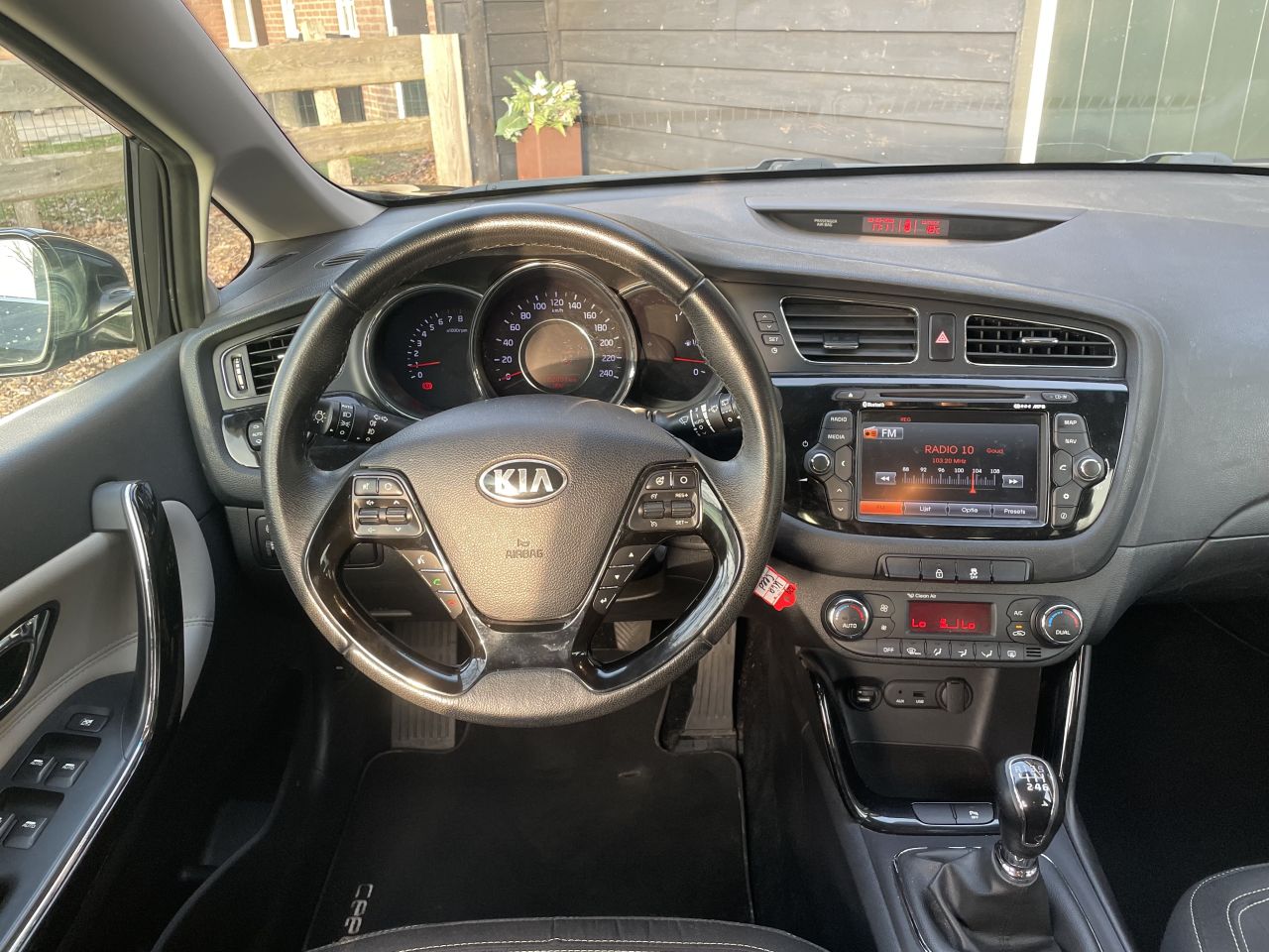 Te koop: Kia Cee d Bouwjaar 2015, benzine, 135 PK