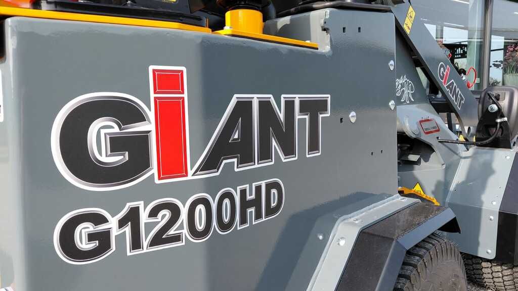 Giant G1200HD