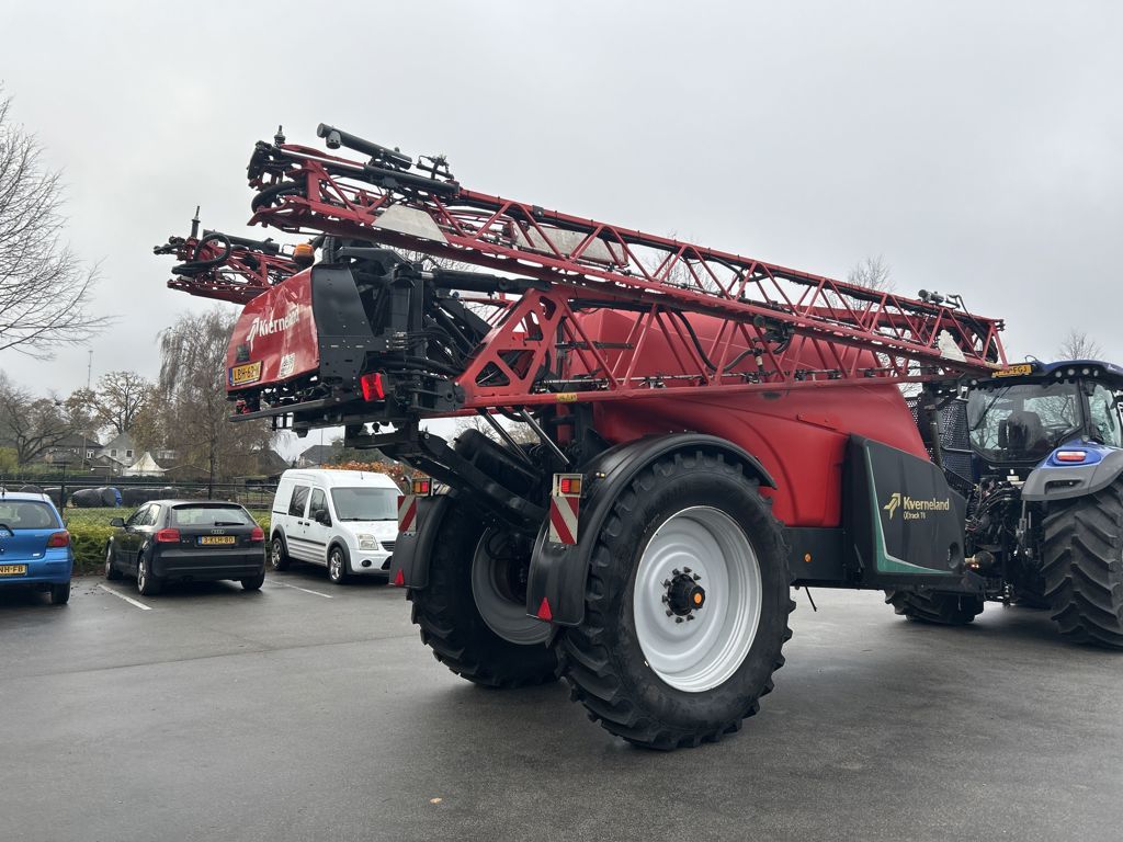 Kverneland veldspuit 33 meter