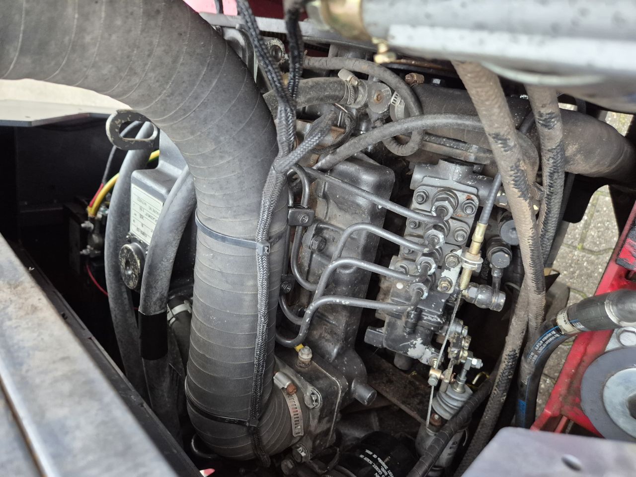 HERACLES H220 SHOVEL BOUWJAAR 2023 MET SLECHTS 146 UUR