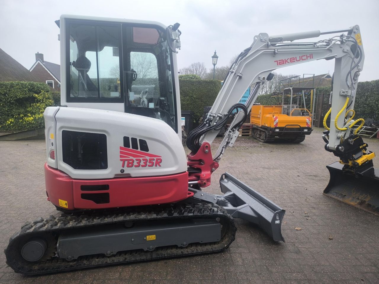 TAKEUCHI TB335R