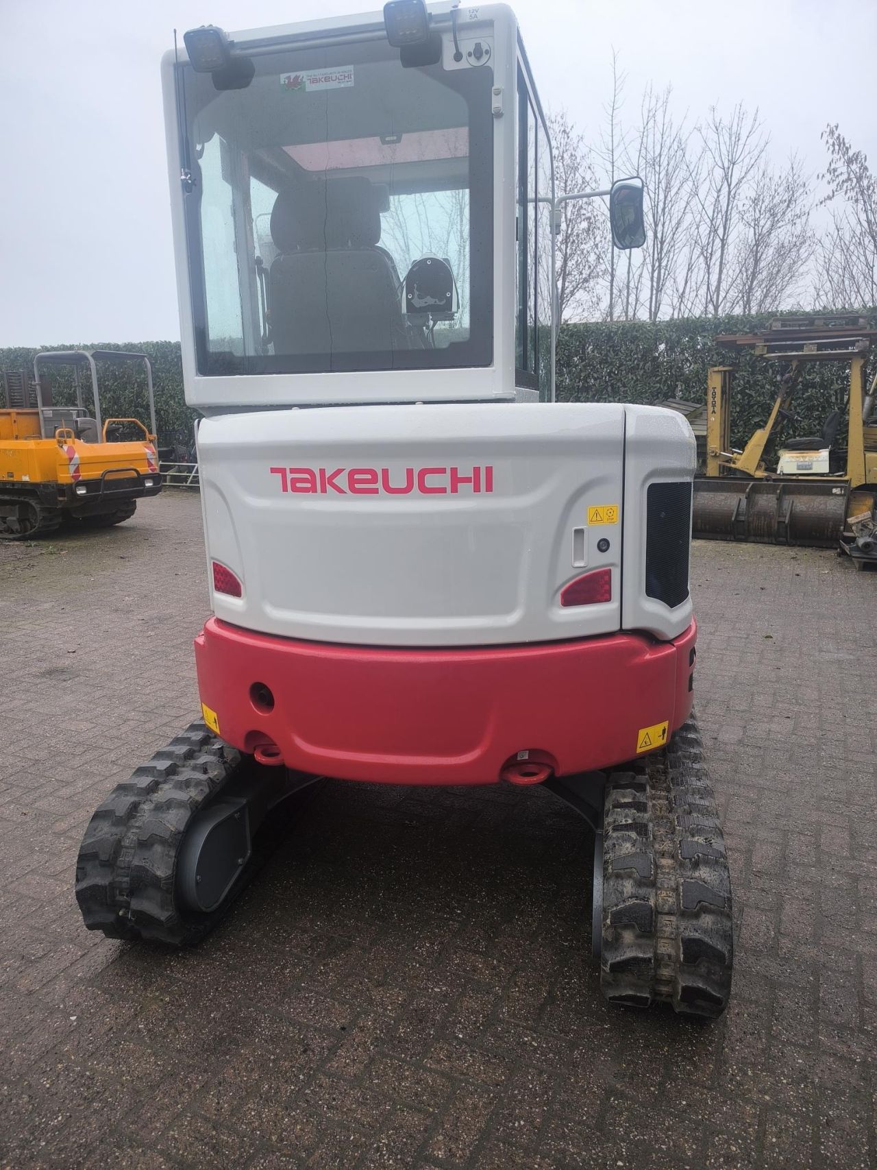 TAKEUCHI TB335R