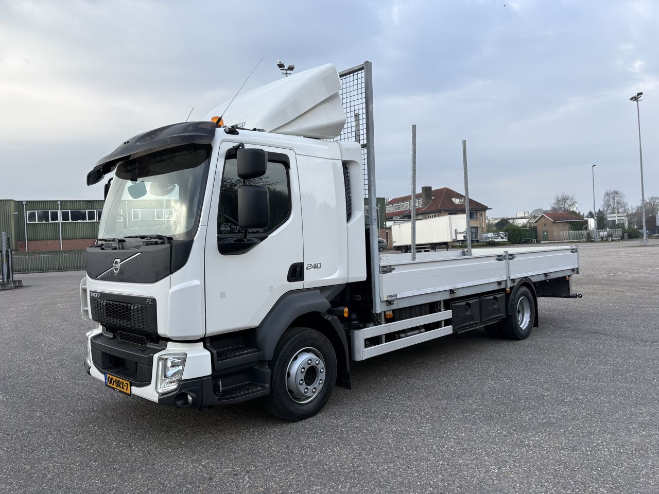 VOLVO FL 240 AUTOMAAT EURO 6 ( 134.093 km )