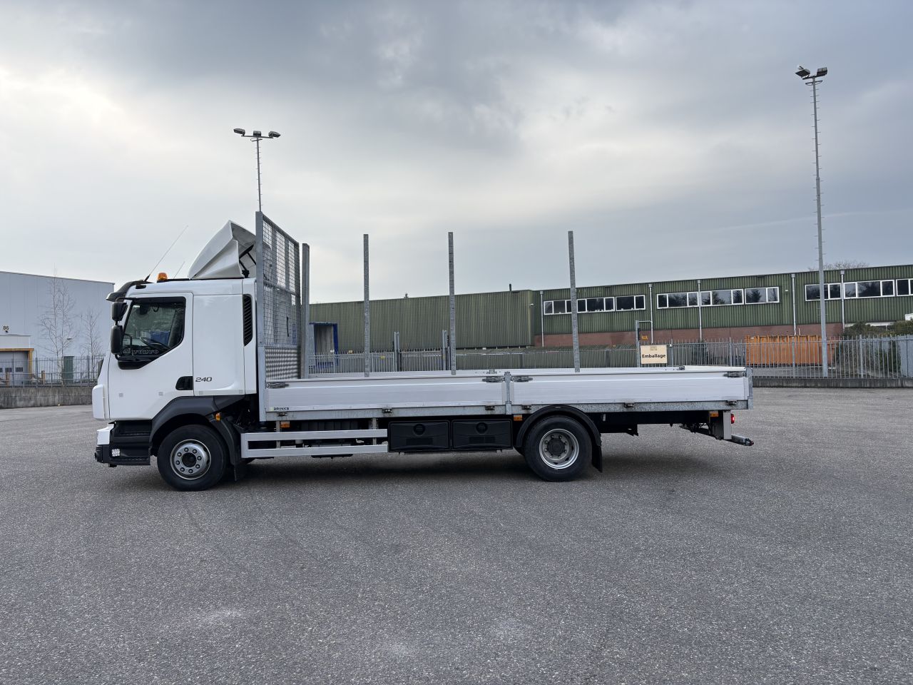 VOLVO FL 240 AUTOMAAT EURO 6 ( 134.093 km )