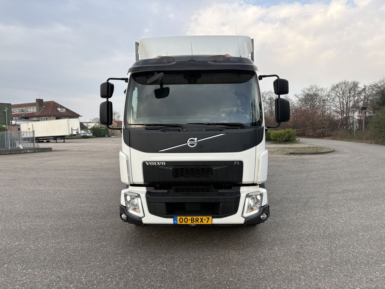 VOLVO FL 240 AUTOMAAT EURO 6 ( 134.093 km )