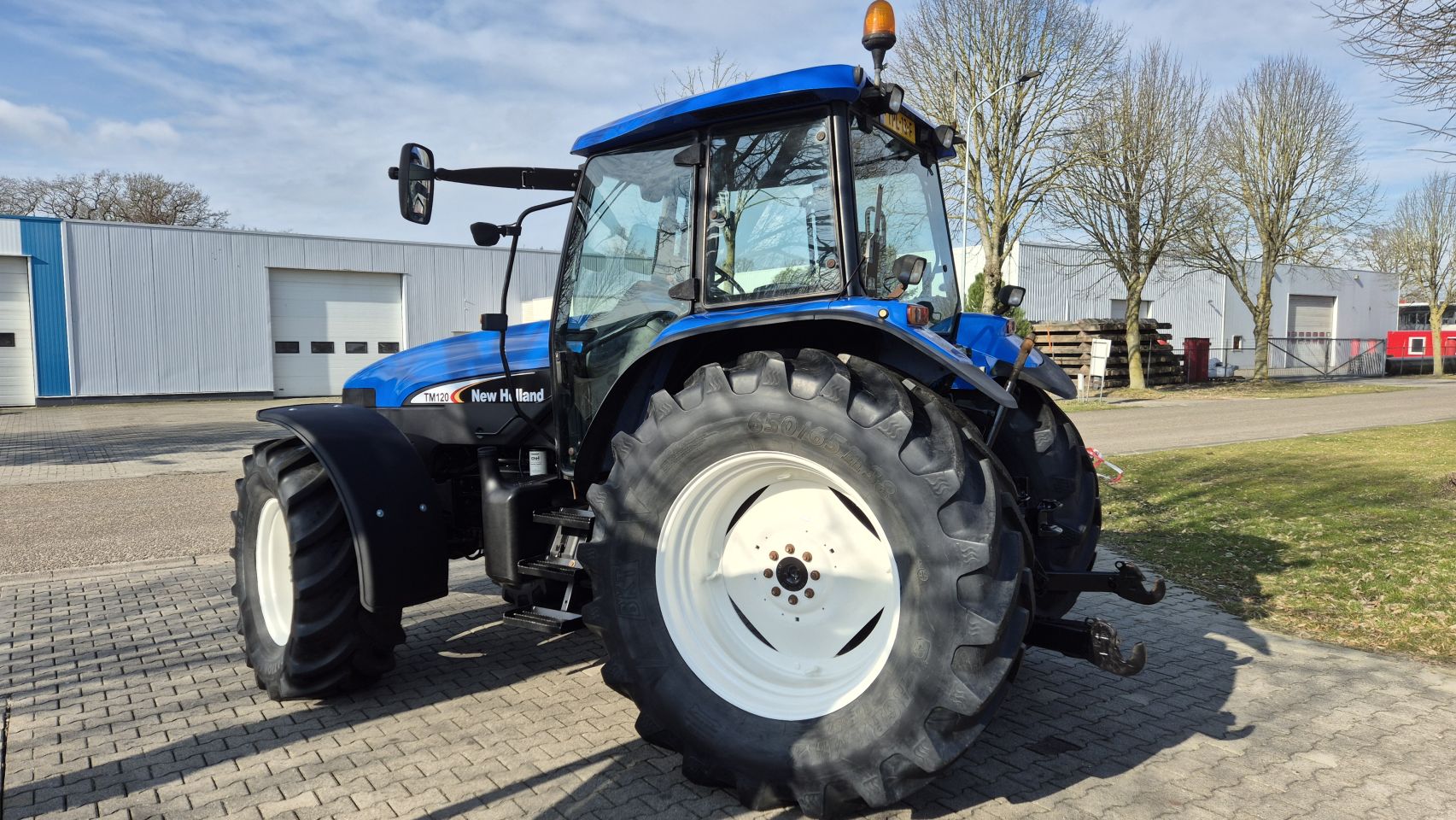 New Holland TM120 RC met 6615 uur!!