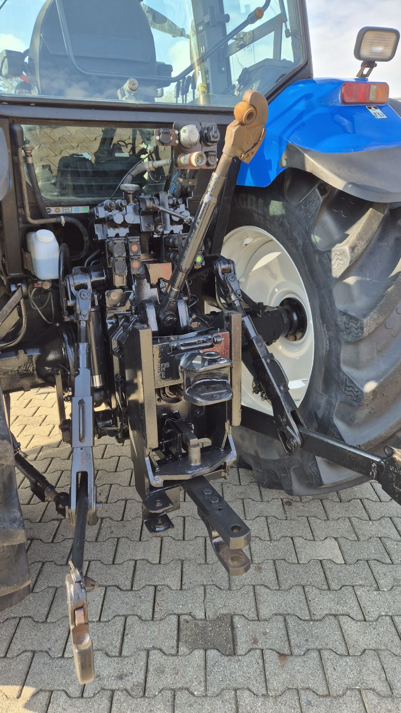 New Holland TM120 RC met 6615 uur!!