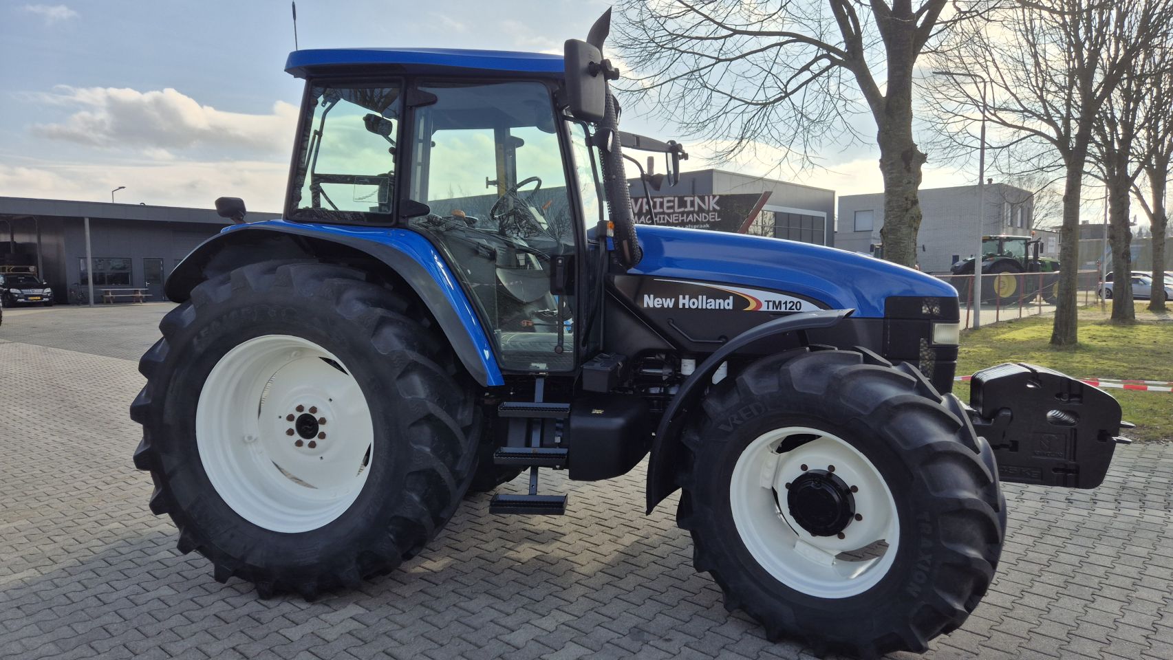 New Holland TM120 RC met 6615 uur!!