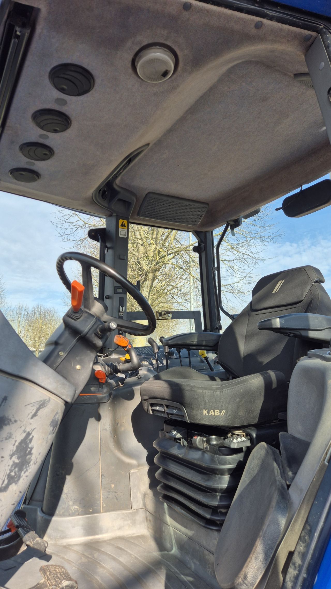 New Holland TM120 RC met 6615 uur!!