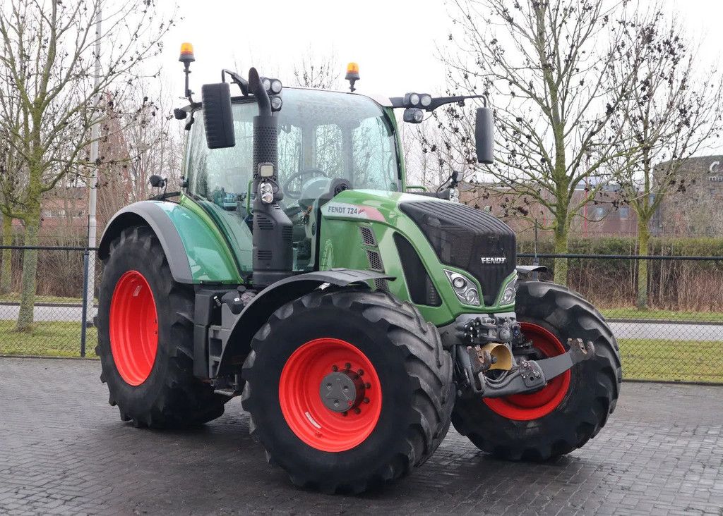 Fendt 724 VARIO PROFI S4 | FRONT PTO | 50 KM/H | ZULASSUNG