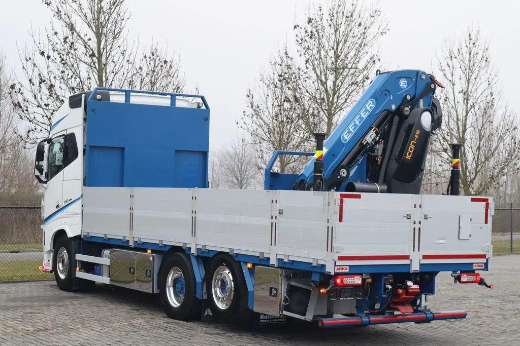 Volvo FH 16.750 | 6X2*4 RETARDER DEMOUNTABLE CRANE EFFER 215-6