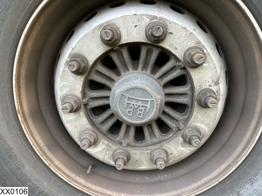 Fruehauf gesloten bak Dhollandia