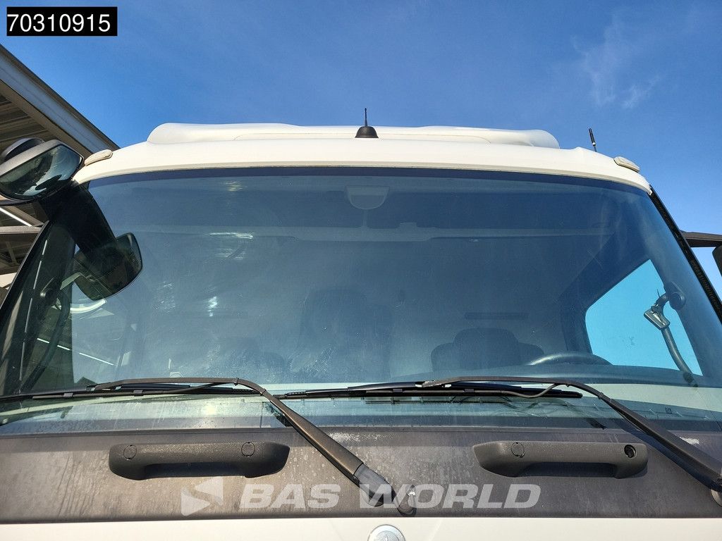 Mercedes Antos Antos 1824 4X2 19tonner 1500kg Ladebordwand Automatic Euro 6