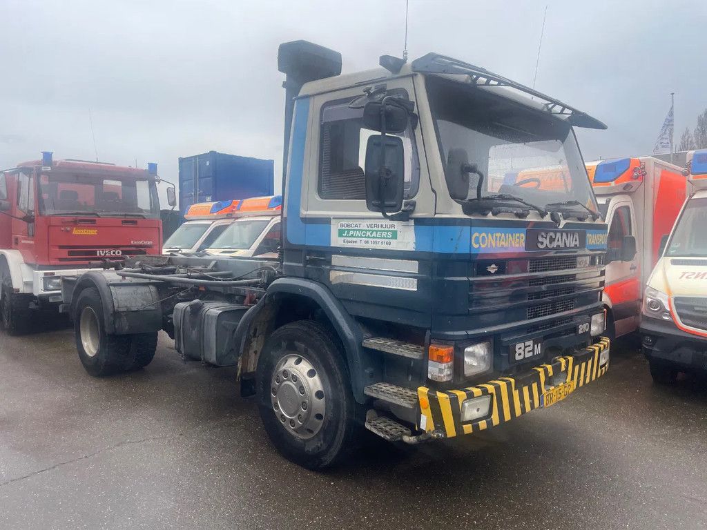 Scania 82M 210 Containersysteem , aluvelgen ,manuel gear