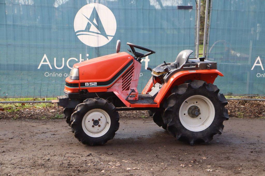 Mini tractor Kubota B52 Diesel