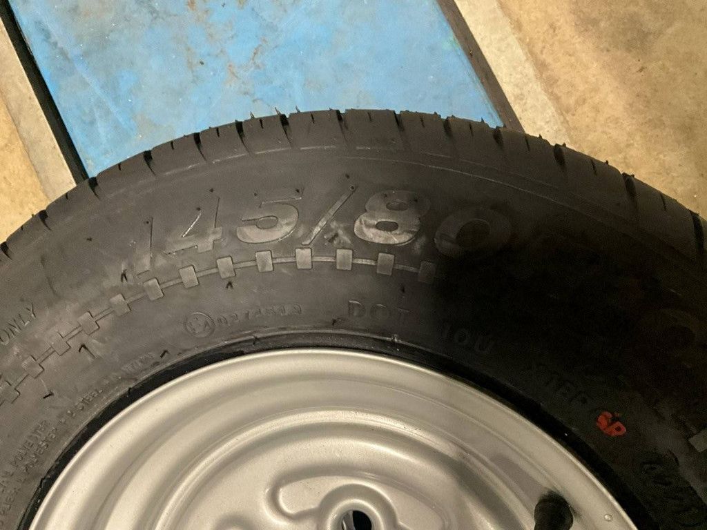 Security Tires 145/80R10 with New Rim