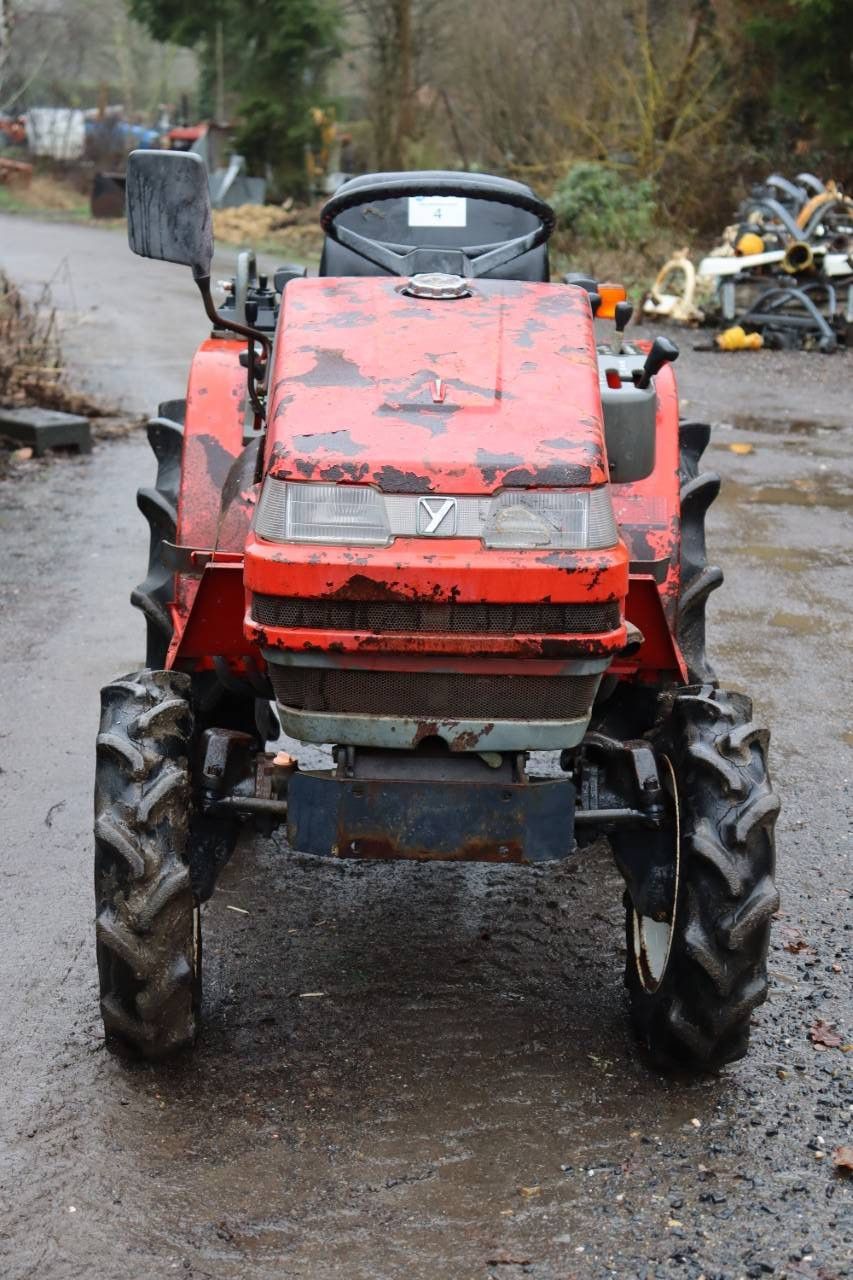 Minitraktor Yanmar Ke-3 Diesel 13,5 PS