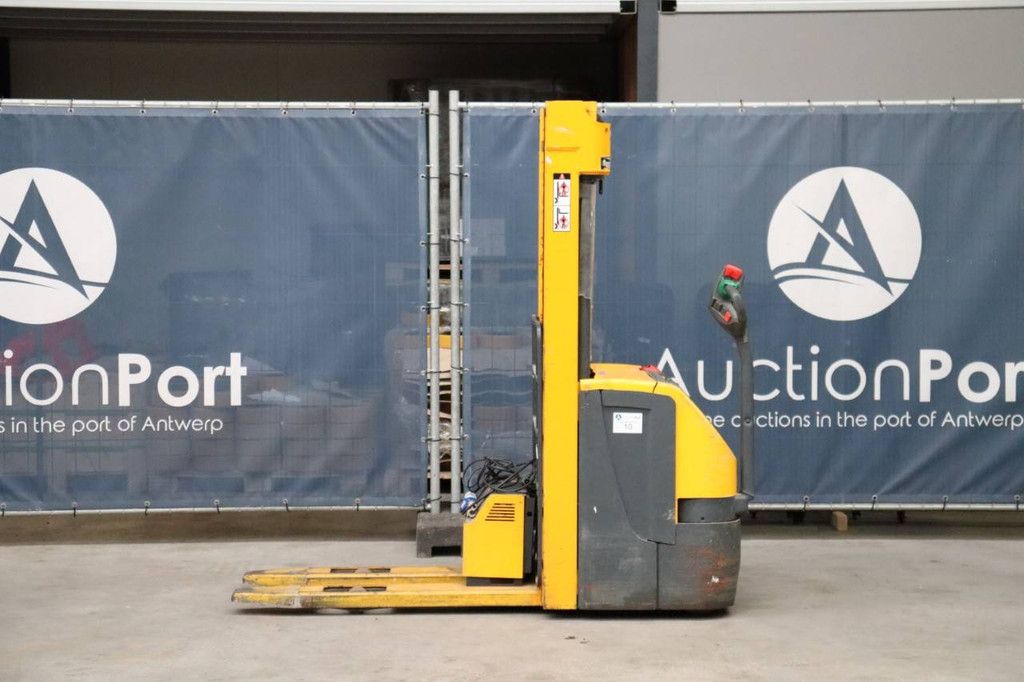Stacker Jungheinrich EJC 212 Electric 1200kg 2.9m 2007