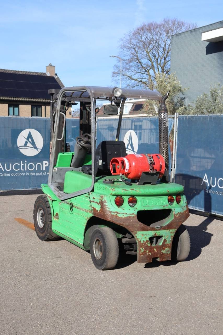 Gabelstapler CESAB R8-137 LPG 2500kg 4,5m