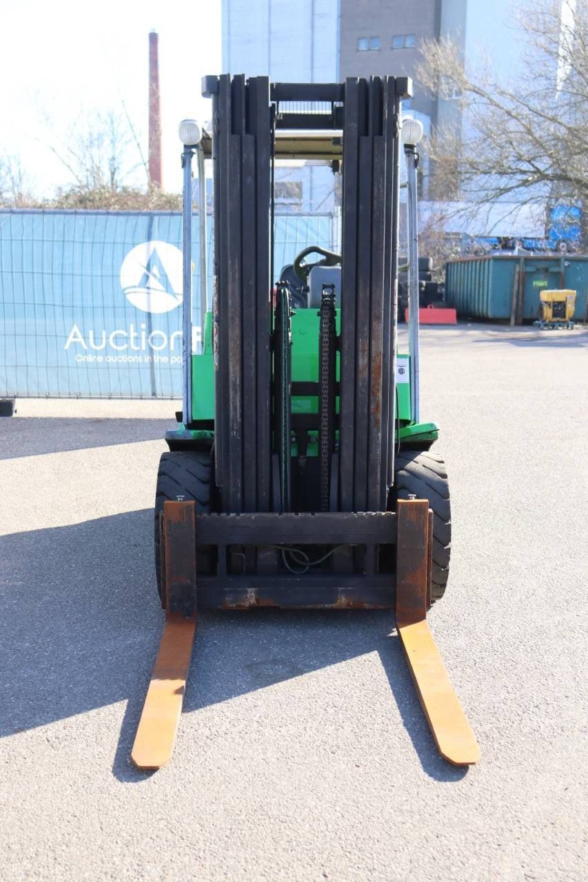 Gabelstapler CESAB R8-137 LPG 2500kg 4,5m