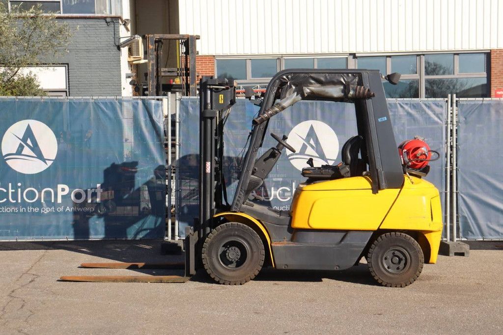 Gabelstapler OM Pimespo XG 25 LPG 2500kg 2,95m 2005