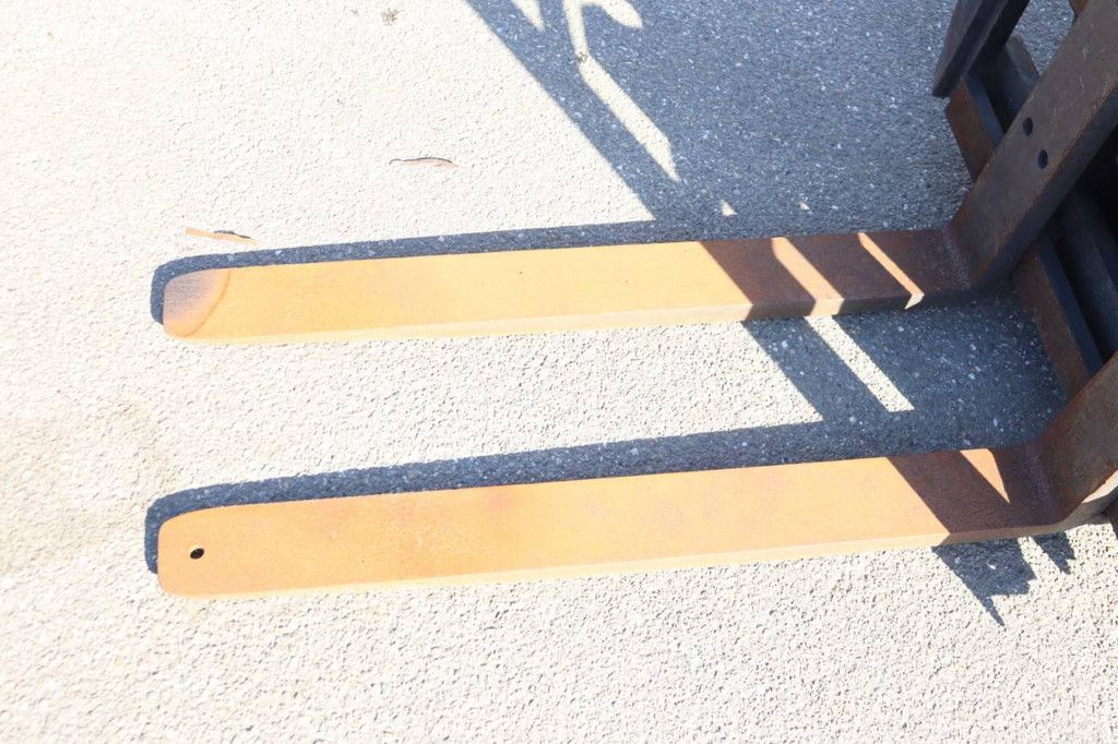 Gabelstapler Artison FG 25 LPG 2500kg 4,8m 2003