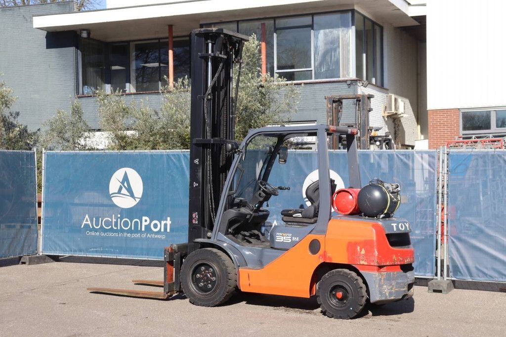 Gabelstapler Toyota 02-8FGJF35 LPG 3500kg 6,5m 2011
