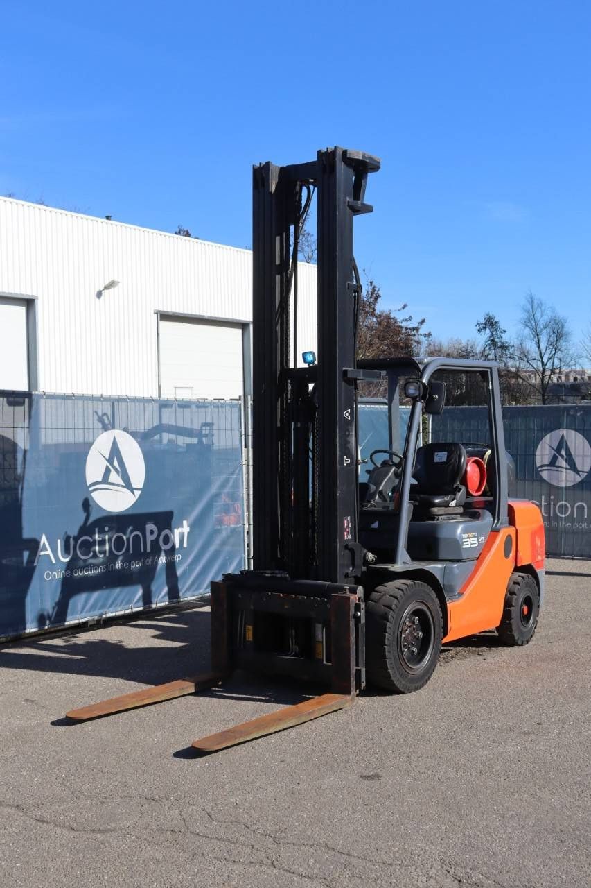 Gabelstapler Toyota 02-8FGJF35 LPG 3500kg 6,5m 2011