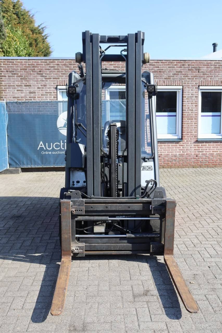 Gabelstapler Linde H30D Diesel 3000kg 7m 2008