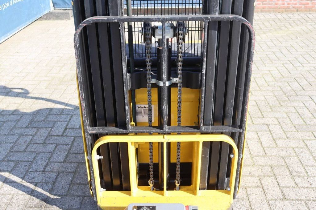 Stacker Yale MS12 AC Electric 1200kg 2013