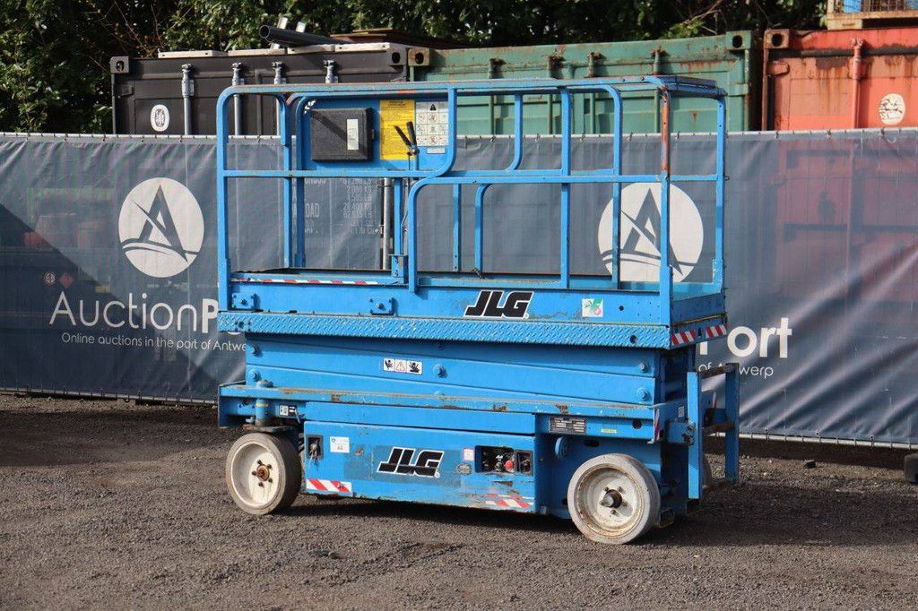 JLG 2033-E Elektrische Scherenbühne 8,1 m 1997