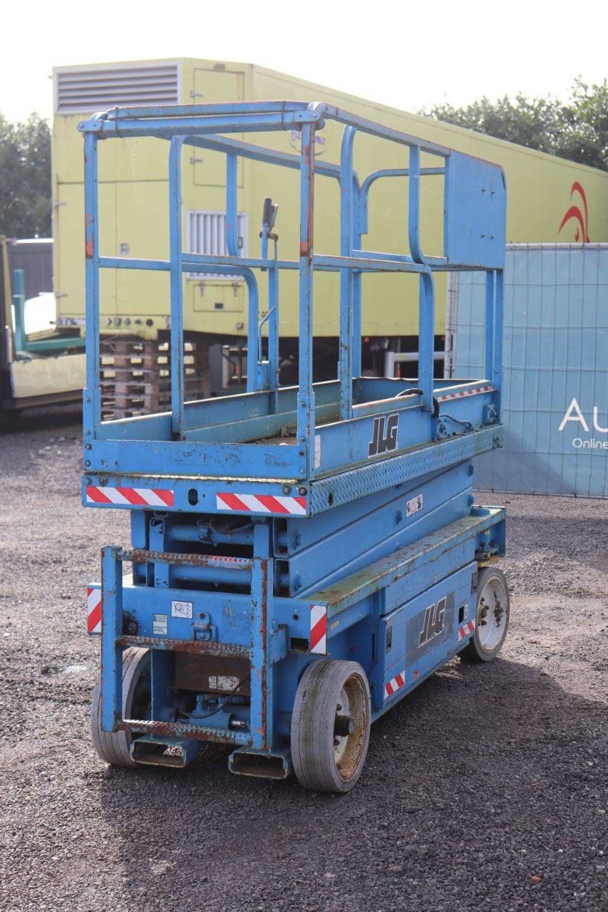 JLG 2033-E Elektrische Scherenbühne 8,1 m 1997