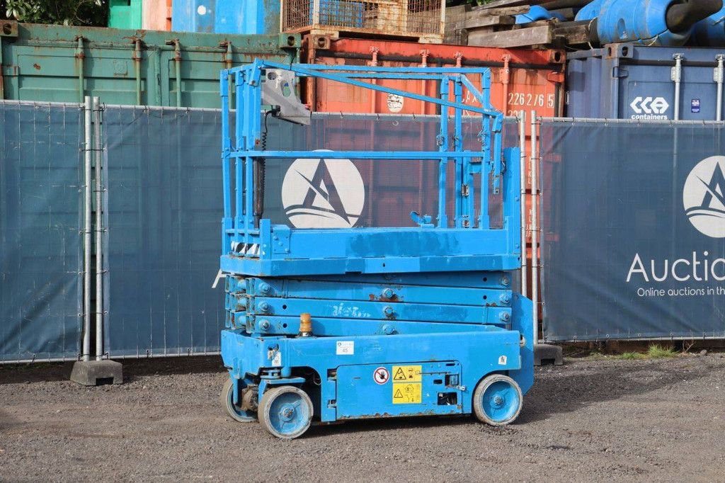 Scissor lift Genie GS-1932 Electric 7.85m 2014
