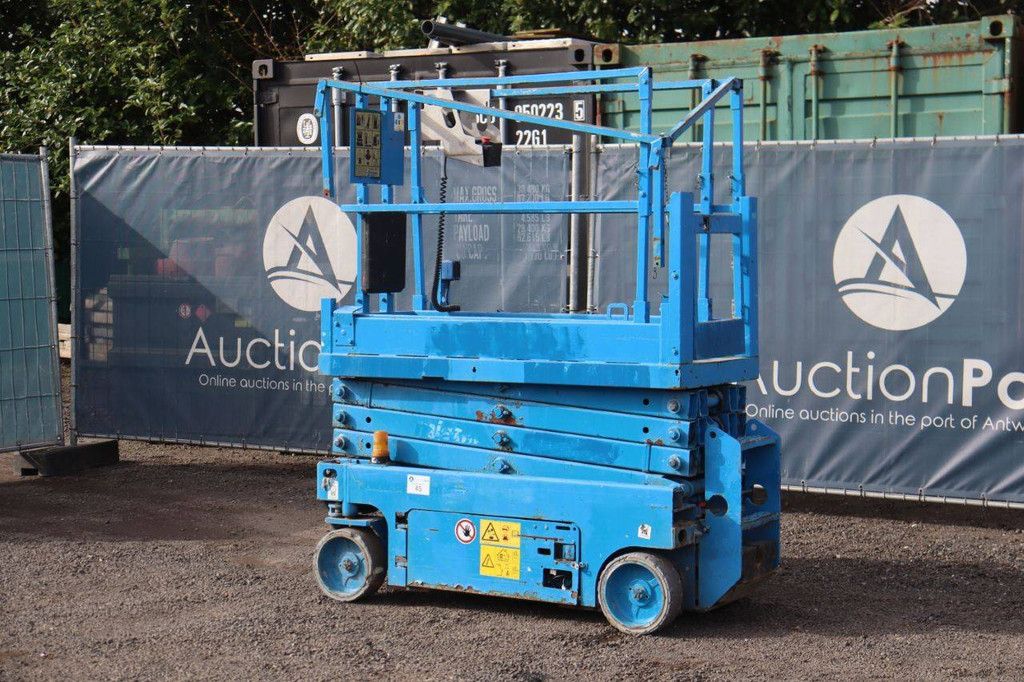 Scissor lift Genie GS-1932 Electric 7.85m 2014
