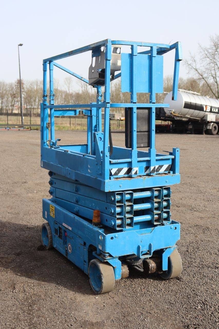 Scissor lift Genie GS-1932 Electric 7.85m 2014