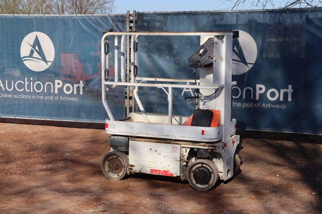 JLG 1230ES Elektrischer Mastlift 5,66 m 2014