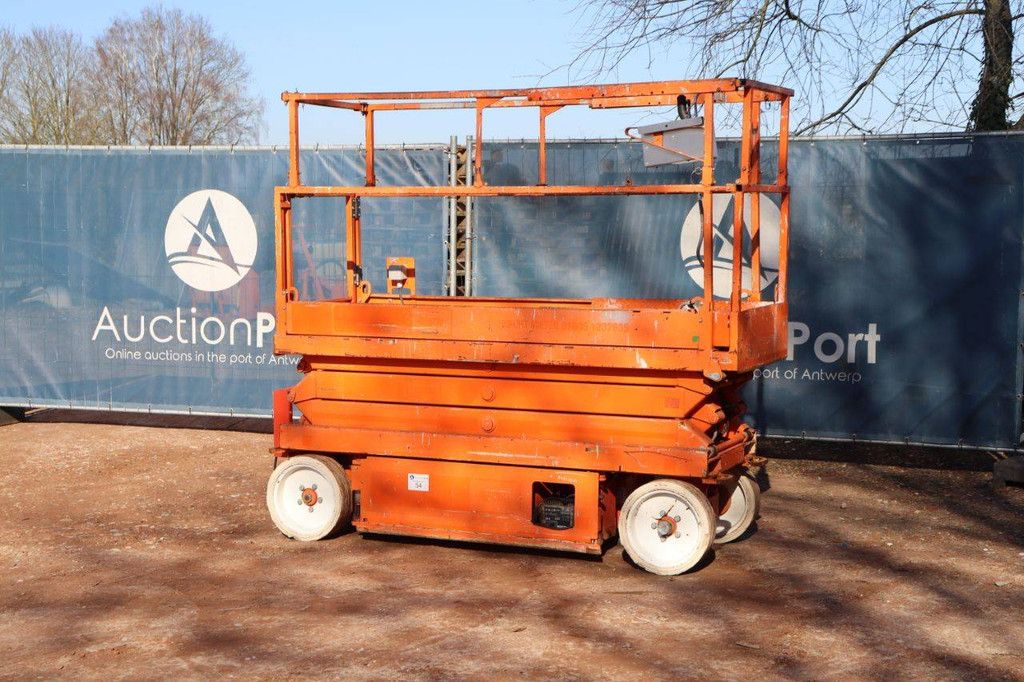 Scherenarbeitsbühne Skyjack SJ-3220 Elektrisch 8,1 m 2011