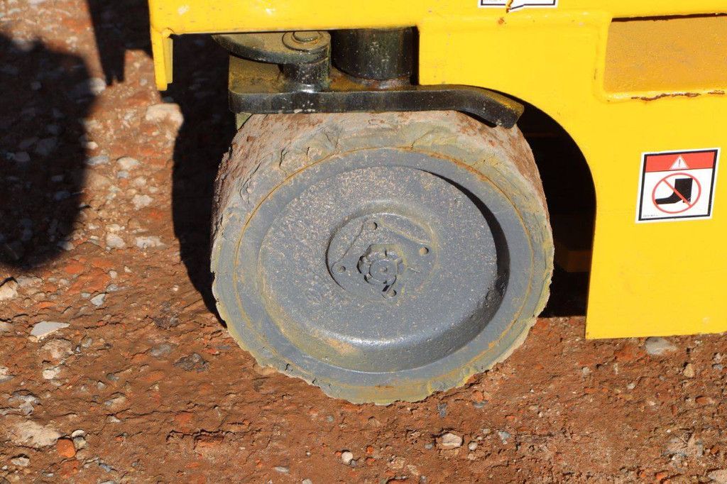 Scherenhebebühne Haulotte Optimum 8 Elektro 8m 2014