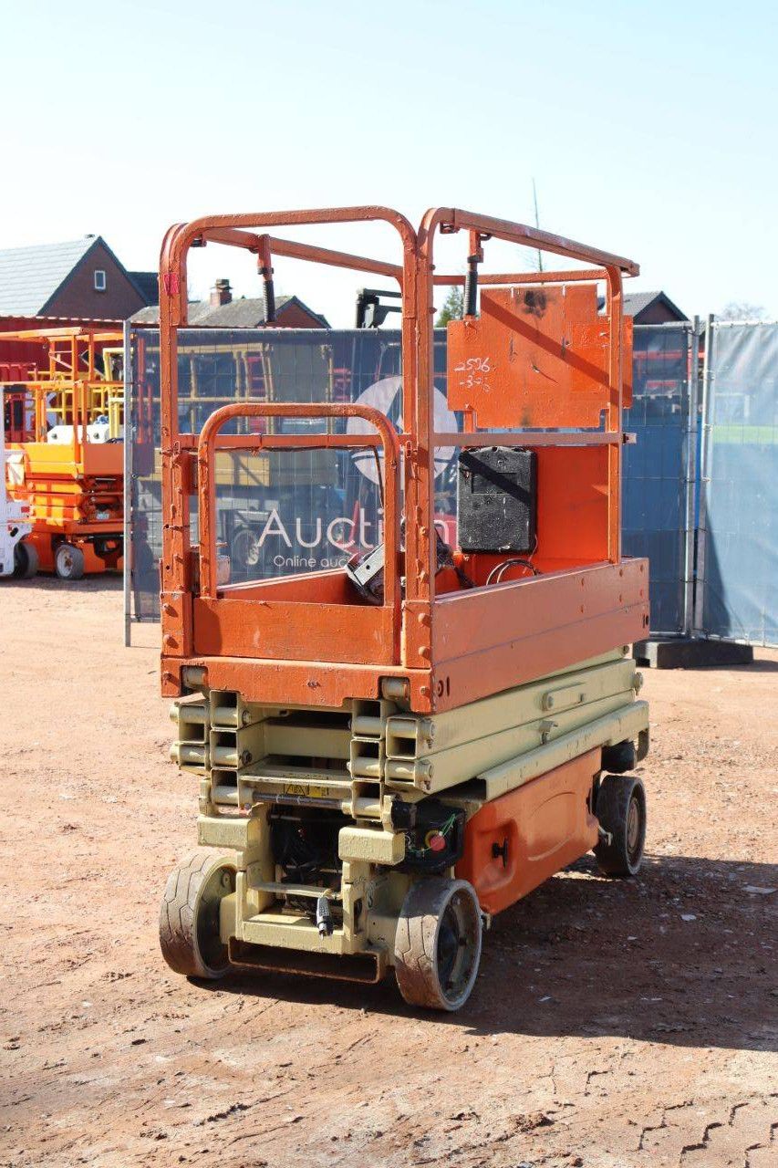 JLG 1930-ES Elektrische Scherenbühne 7,7 m 2006
