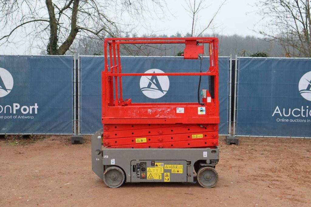 Scissor lift Genie GS-1930 Electric 7.8m 2006