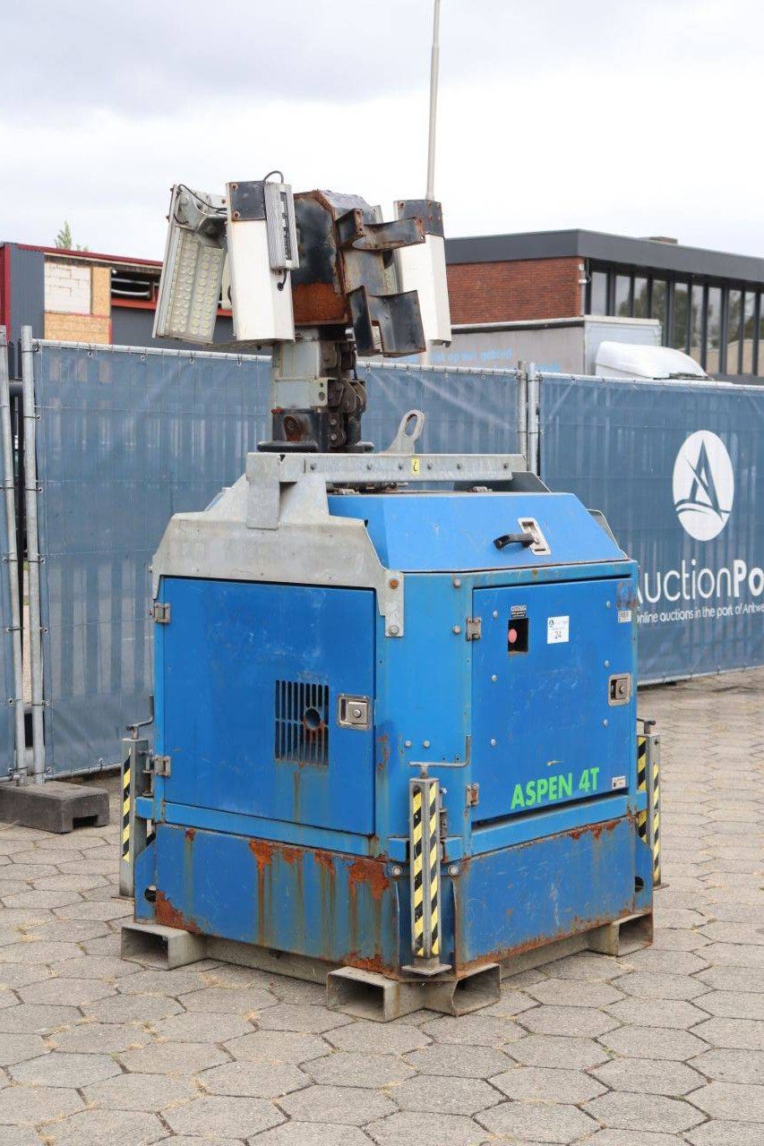 Light pole Towerlight Aspen 4T Petrol