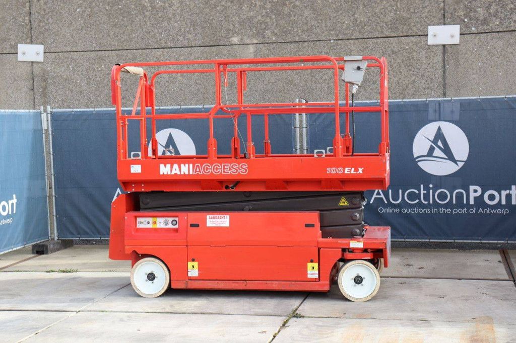Manitou Maniaccess 100 ELX Elektrische Scherenbühne 10 m