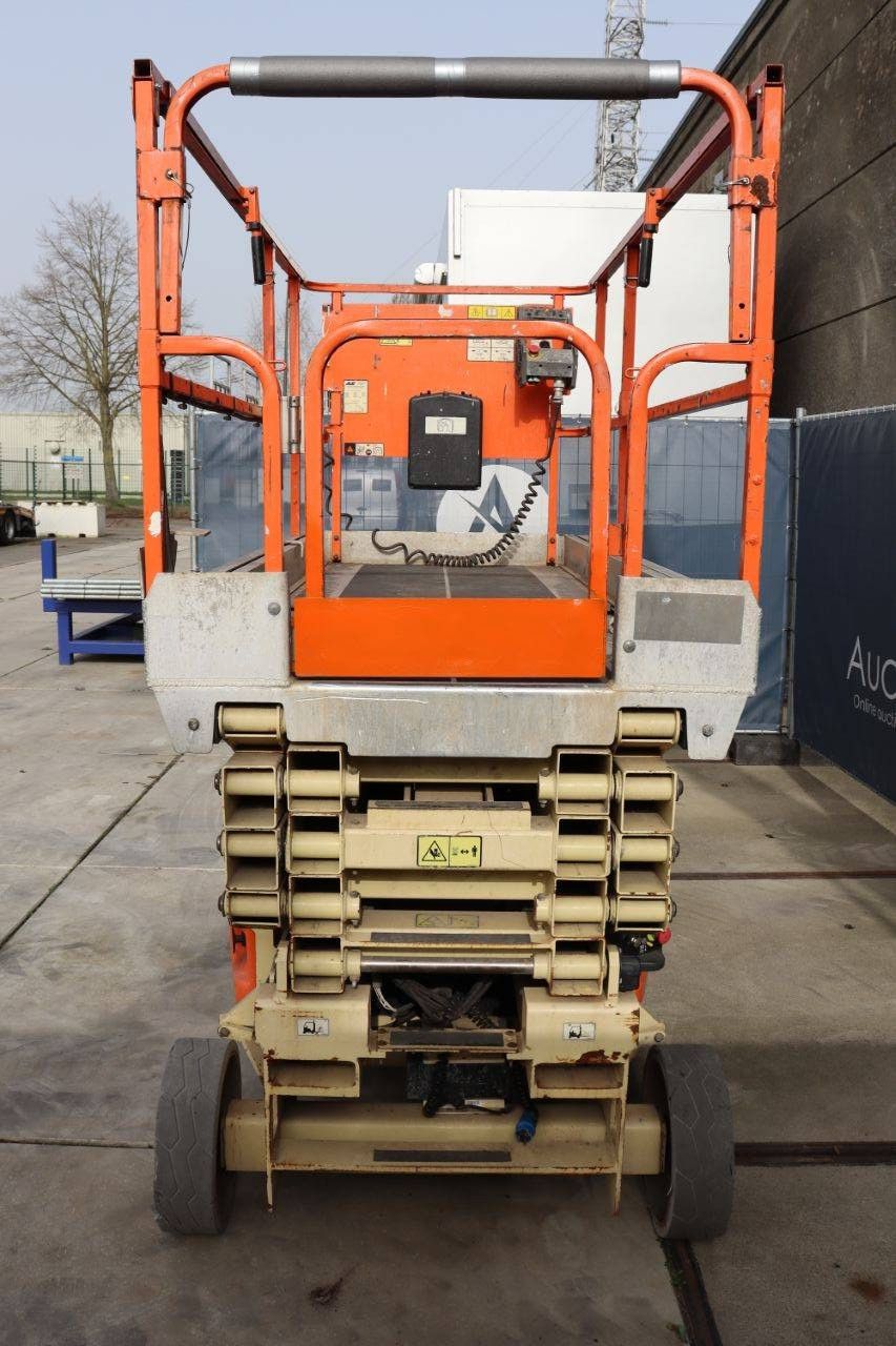 JLG 2646ES Electric Scissor Lift 9.92m